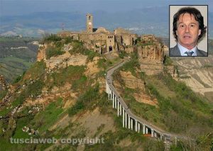Civita di Bagnoregio - Nel riquadro il sindaco Francesco Bigiotti