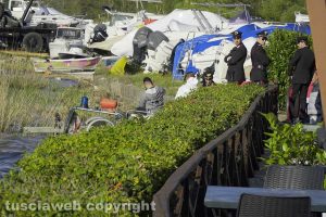 Ronciglione - Cadavere emerge dal lago di Vico - Le operazioni di recupero