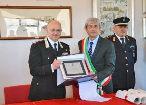 Capodimonte - Cittadinanza onoraria al generale Angelo Agovino