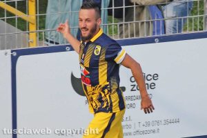 Sport - Calcio - Viterbese - l'esultanza di Samuele Neglia