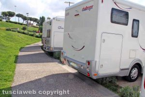 Camper parcheggiati a Valle Faul
