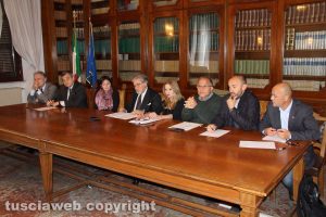 Viterbo - La firma in prefettura del protocollo sulla Trasversale