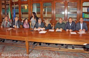 Viterbo - La firma in prefettura del protocollo sulla Trasversale