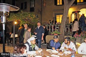 Viterbo - La serata Caffeina per il San Leonardo
