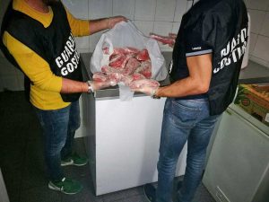 Roma - Il pesce sequestrato dalla guardia costiera