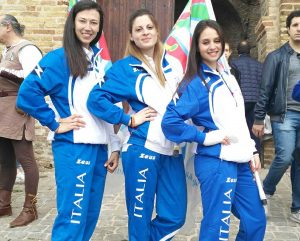 Le sbandieratrici del Comitato centro storico Viterbo