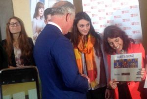 Il principe Carlo premia Suela Ajdini