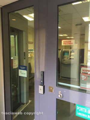 La sede dell'Unicredit a piazza del Teatro