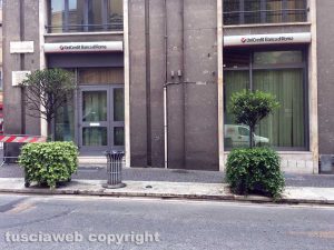 La sede dell'Unicredit a piazza del Teatro