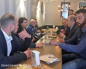 Primarie Pd - Il tour del comitato "Avanti - Insieme per Renzi"