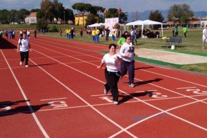 Sport - Atletica leggera - I ragazzi dell'Asd Sorrisi che nuotano agli Special olympics