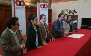 Il professor Tsao Cevoli saluta i corsisti