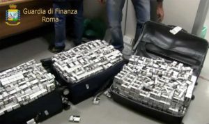 Guardia di Finanza - Le sigarette sequestrate