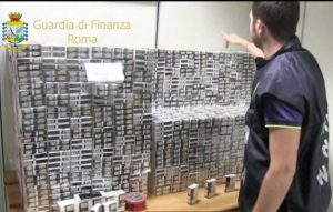 Guardia di Finanza - Le sigarette sequestrate