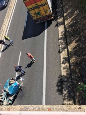 Viterbo - Apetto contro Tir