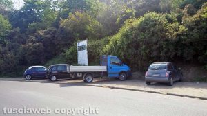 Viterbo -Parcheggio selvaggio a Valle Faul
