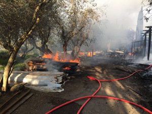 Tobia - Incendio in falegnameria - Intervento dei vigili del fuoco