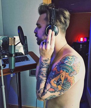 Alessio Bernabei in studio