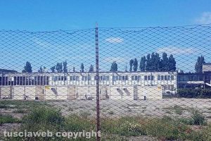 Viterbo - Campo profughi alla ex fiera, in corso lo smantellamento