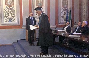 Viterbo - Unitus - La cerimonia di consegna del diploma di laurea a Francesco Rutelli