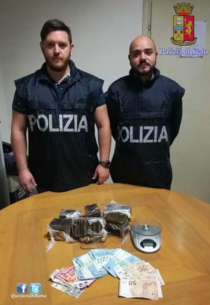 Roma - Polizia - La droga sequestrata