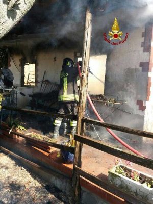 Tarquinia - L'incendio di questa mattina a sant'Agostino 