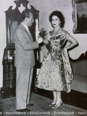 !957 - Il principe Gianfranco Gonzaga e la baronessa Hubner nella rivista mensile Valigia diplomatica