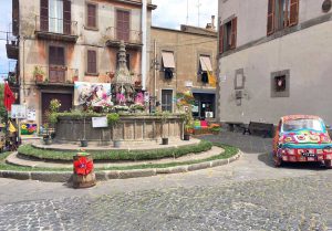 Viterbo - La via dei fiori a Pianoscarano
