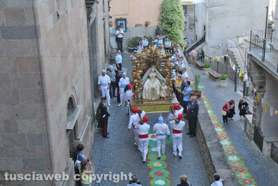 Canepina - Processione della Madonna di maggio