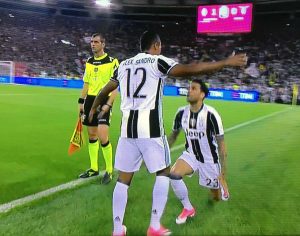 Sport - Calcio - Juventus - Dani Alves e Alex Sandro