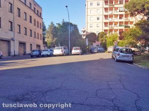 Viterbo - Via del Paradiso e via Palmanova sommerse dalle auto