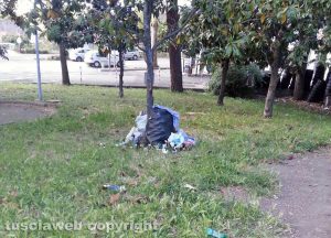 Viterbo - Giardinetti stazione Porta Romana nel degrado