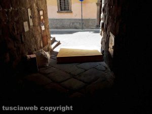Viterbo - Materasso in via degli Scalzi