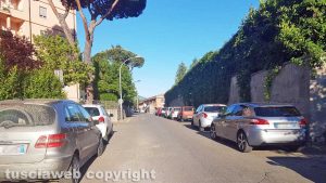 Viterbo - Via del Paradiso e via Palmanova sommerse dalle auto