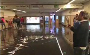 Roma - Stazione della metro allagata