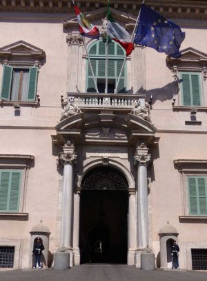 Cambio della guardia al Quirinale per gli allievi marescialli 