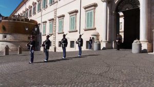 Cambio della guardia al Quirinale per gli allievi marescialli 
