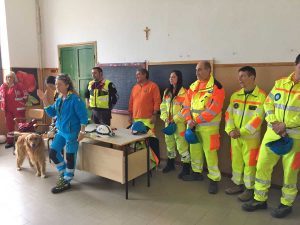 Viterbo - L'esercitazione "Alunni a 4 zampe" promosso dall’Unita cinofila da soccorso