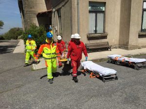 Viterbo - L'esercitazione "Alunni a 4 zampe" promosso dall’Unita cinofila da soccorso