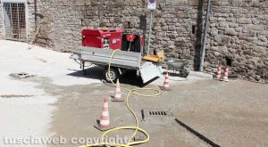 Via delle Mole, lavori di asfaltatura
