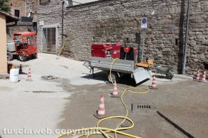 Via delle Mole, lavori di asfaltatura
