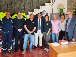 Tarquinia - Donati defibrillatori alla polizia locale