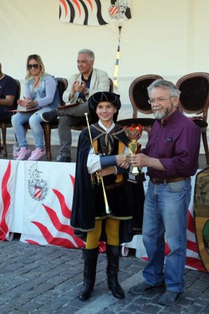 Sbandieratrici e musici della città di Viterbo a Fano 