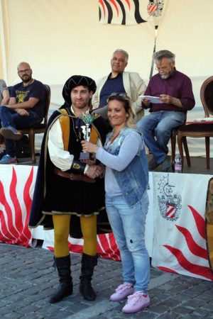 Sbandieratrici e musici della città di Viterbo a Fano 