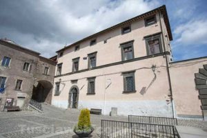 Latera - Palazzo-Farnese