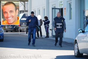 Viterbo - Operazione Déjà vu - Guardia di finanza e Polstrada nella concessionaria di via Mainella - Nel riquadro Elio Marchetti