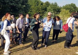 Corchiano - La visita della presidente Boldrini alle due agnelline