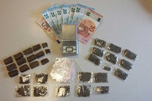 Viterbo - La droga sequestrata