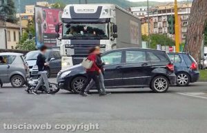 Viterbo - Incidente a piazzale Gramsci