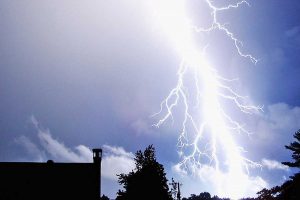Maltempo - Un fulmine